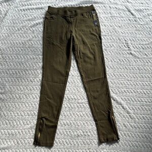 JVINI Olive Skinny Pants with Pocket Detail